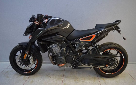 Gebrauchtmotorrad KTM 790 Duke L - Bild 6