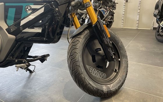 Gebrauchtmotorrad BMW CE 02 4kW - Bild 8