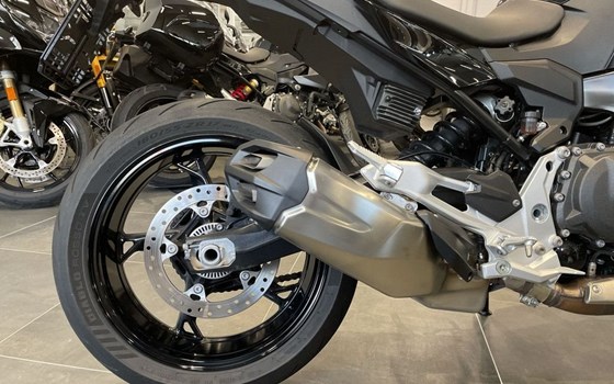 Gebrauchtmotorrad BMW F 900 R - Bild 10