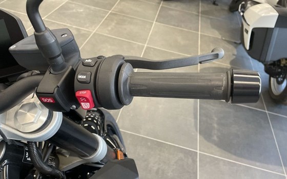 Gebrauchtmotorrad BMW F 900 R - Bild 12
