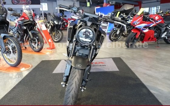 Gebrauchtmotorrad Honda CB125R - Bild 3