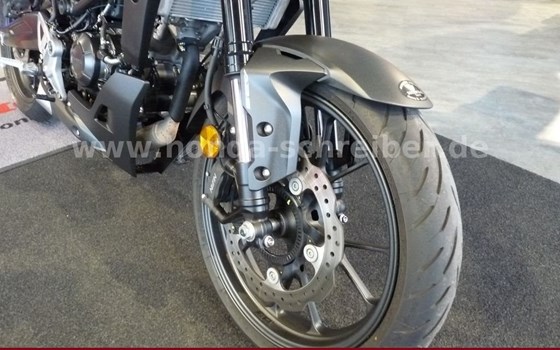 Gebrauchtmotorrad Honda CB125R - Bild 9