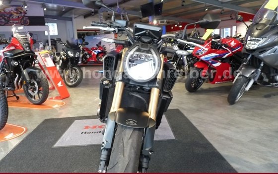 Gebrauchtmotorrad Honda CB650R - Bild 3