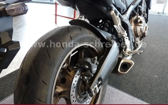 Gebrauchtmotorrad Honda CB650R - Bild 6