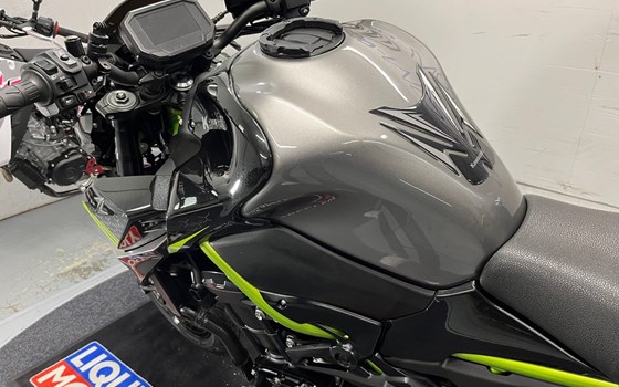 Gebrauchtmotorrad Kawasaki Z900 - Bild 8