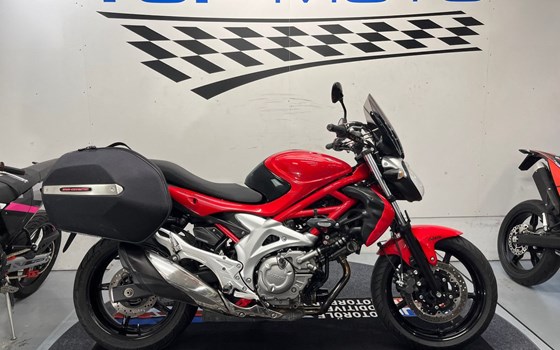 Gebrauchtmotorrad Suzuki SFV 650 Gladius - Bild 10