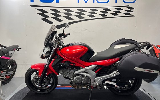 Gebrauchtmotorrad Suzuki SFV 650 Gladius - Bild 4