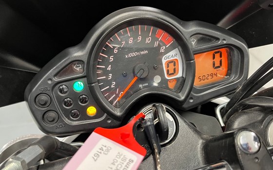 Gebrauchtmotorrad Suzuki SFV 650 Gladius - Bild 9