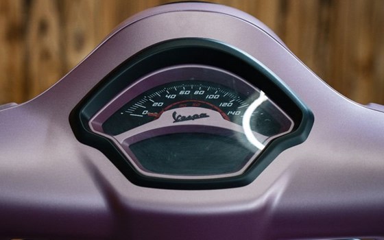 Neufahrzeug Vespa GTS 125 - Bild 9
