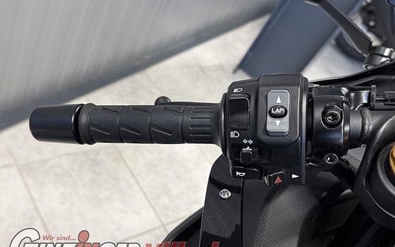 Neufahrzeug Kawasaki Ninja ZX-4RR - Bild 10
