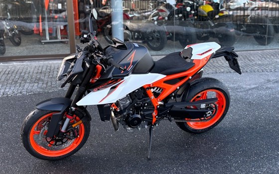 Neufahrzeug KTM 990 Duke R - Bild 9
