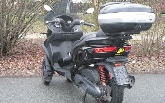 Neufahrzeug Piaggio MP3 350 - Bild 16