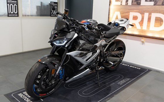 Gebrauchtmotorrad BMW M 1000 R - Bild 2