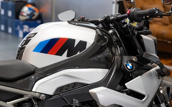 Gebrauchtmotorrad BMW M 1000 R - Bild 6