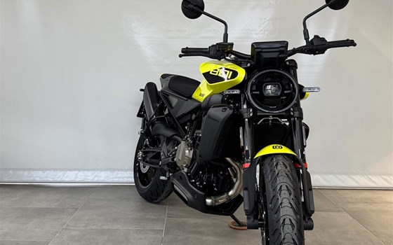 Neufahrzeug Husqvarna Vitpilen 801 - Bild 4