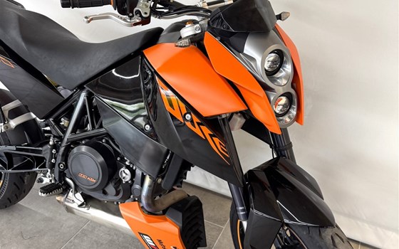 Gebrauchtmotorrad KTM 690 Duke - Bild 3