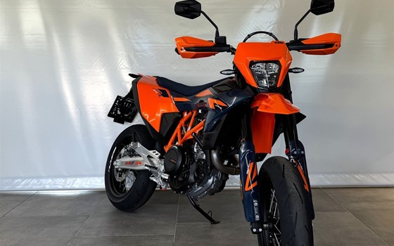 Neufahrzeug KTM 690 SMC R - Bild 7