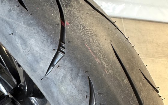 Gebrauchtmotorrad KTM 640 Duke 2 - Bild 5