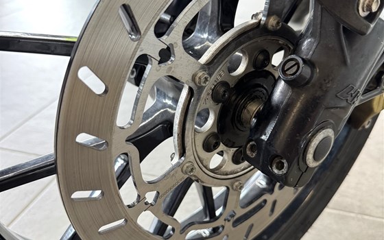 Gebrauchtmotorrad KTM 640 Duke 2 - Bild 6