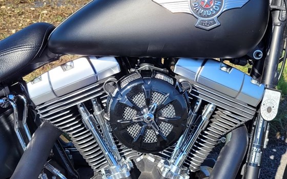 Gebrauchtmotorrad Harley-Davidson Softail Fat Boy Special FLSTFB - Bild 10