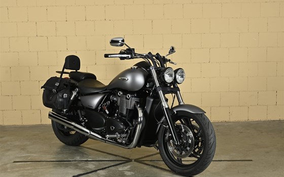 Motorrad Occasion Triumph Thunderbird - Bild 2