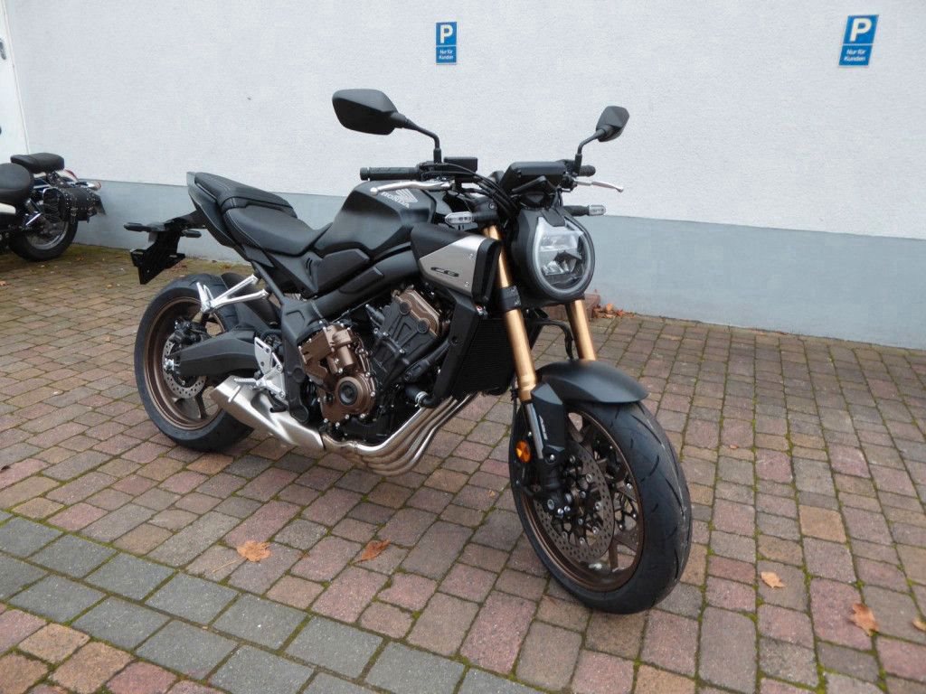 Honda CB650R E-Clutch