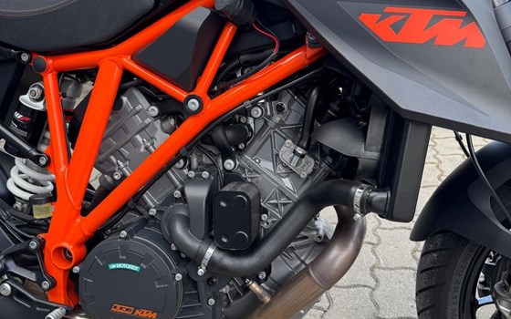 Gebrauchtmotorrad KTM 1290 Super Duke R - Bild 2