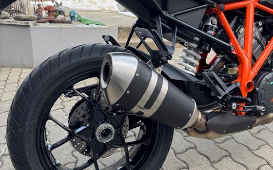 Gebrauchtmotorrad KTM 1290 Super Duke R - Bild 3