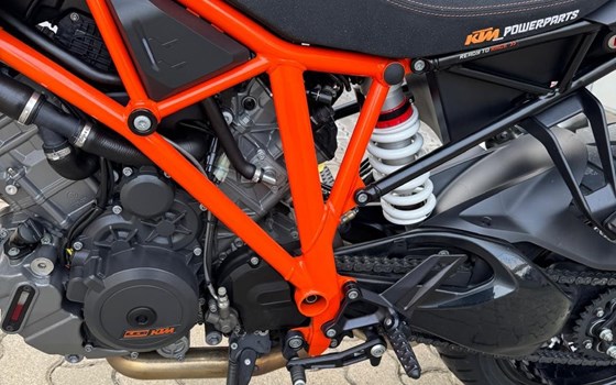 Gebrauchtmotorrad KTM 1290 Super Duke R - Bild 4
