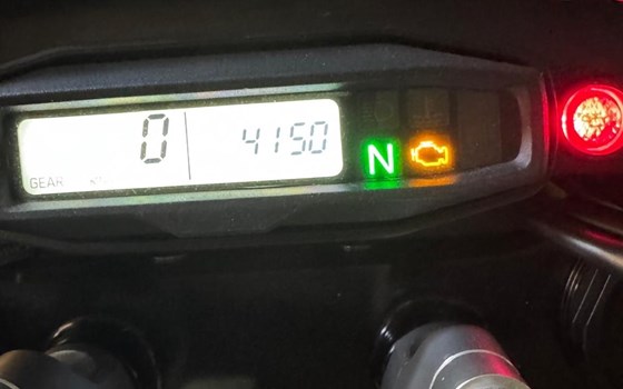 Gebrauchtmotorrad Husqvarna 701 Supermoto - Bild 10