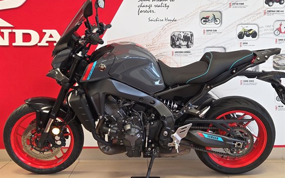 Gebrauchtmotorrad Yamaha MT-09 - Bild 3