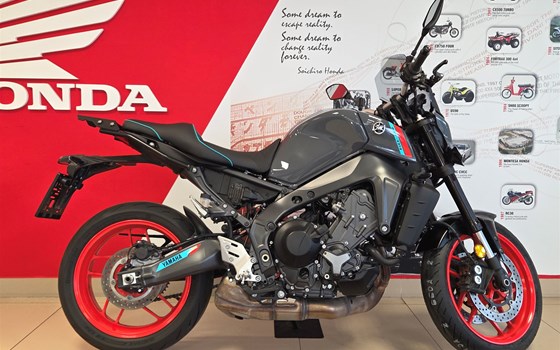 Gebrauchtmotorrad Yamaha MT-09 - Bild 6