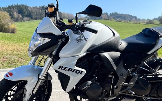 Gebrauchtmotorrad Honda CB 1000 R - Bild 1