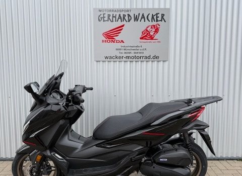 Gebrauchtmotorrad Honda Forza 125 Special Edition - Bild 5