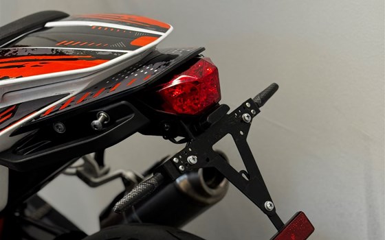 Gebrauchtmotorrad KTM 690 Duke - Bild 3