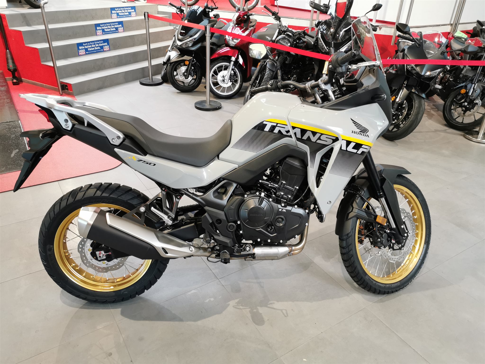 Honda XL750 Transalp