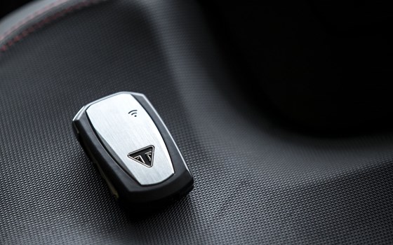 Gebrauchtmotorrad Triumph Speed Triple RS - Bild 9