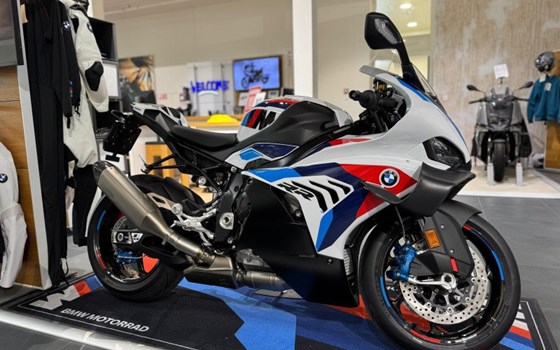 Neufahrzeug BMW M 1000 RR - Bild 1