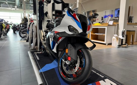 Neufahrzeug BMW M 1000 RR - Bild 4