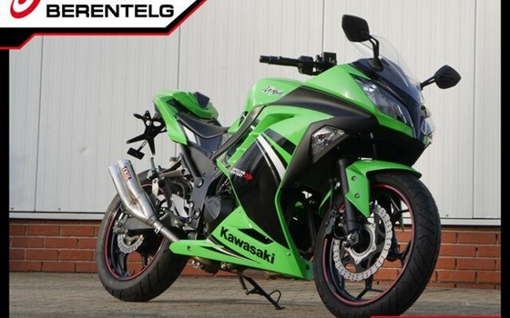 Gebrauchtmotorrad Kawasaki Ninja 300 - Bild 1