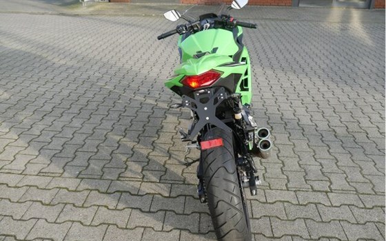 Gebrauchtmotorrad Kawasaki Ninja 300 - Bild 10