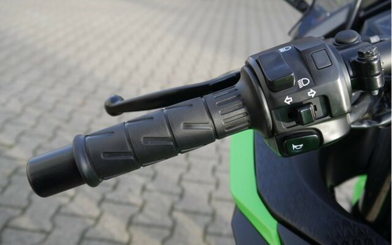 Gebrauchtmotorrad Kawasaki Ninja 300 - Bild 15