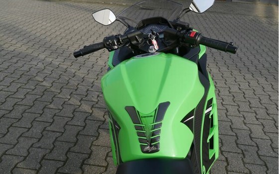 Gebrauchtmotorrad Kawasaki Ninja 300 - Bild 19