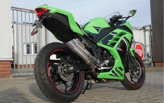 Gebrauchtmotorrad Kawasaki Ninja 300 - Bild 21