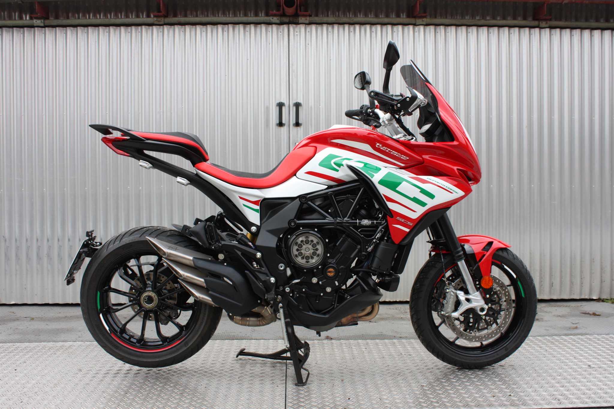 MV Agusta Turismo Veloce 800 RC SCS wie neu - wenig km - limitiert