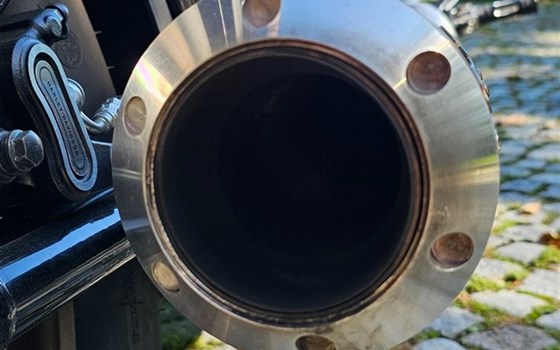 Gebrauchtmotorrad Harley-Davidson Softail Low Rider FXLR - Bild 5