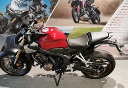 Neumotorrad Honda CB650R