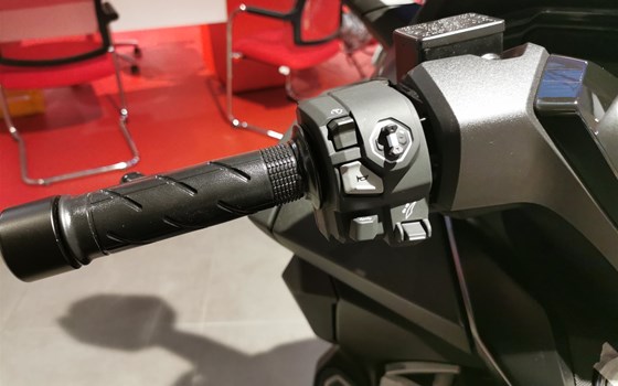 Neufahrzeug Honda Forza 125 - Bild 10