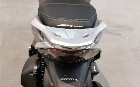 Neufahrzeug Honda SH Mode 125 - Bild 8
