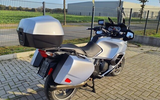 Gebrauchtmotorrad Triumph Trophy SE - Bild 12